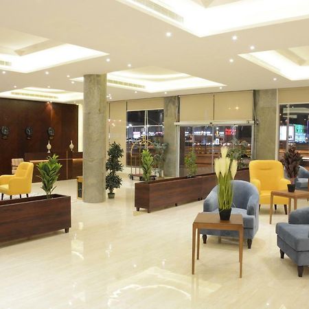الايوان للاجنحة الفندقية E1 Hotel Al Kharj Exteriér fotografie