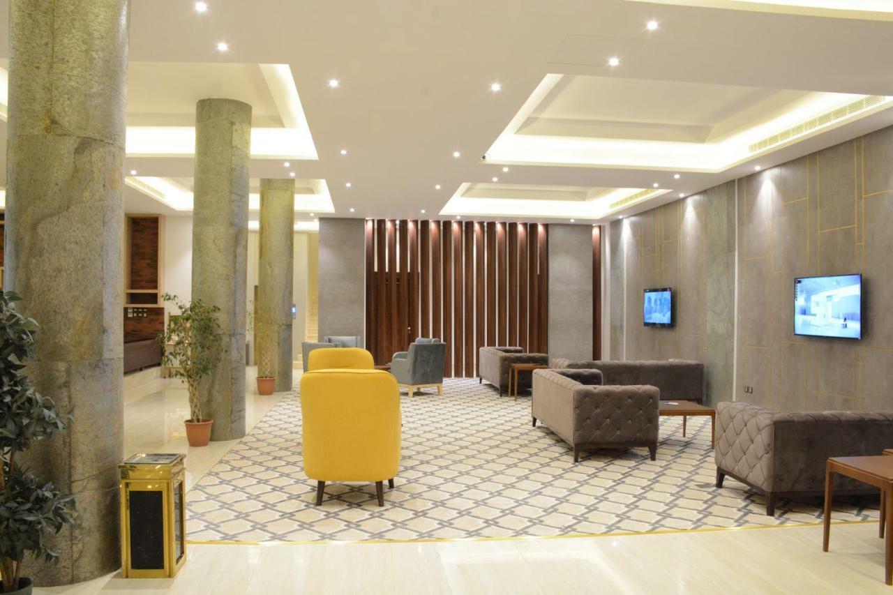 الايوان للاجنحة الفندقية E1 Hotel Al Kharj Exteriér fotografie