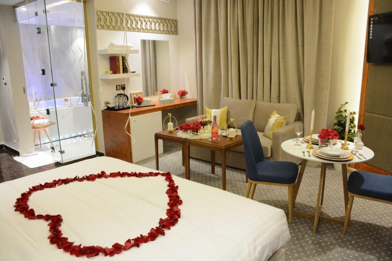 الايوان للاجنحة الفندقية E1 Hotel Al Kharj Exteriér fotografie
